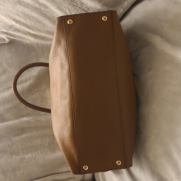 Authentic Michael Kors pebbled Leather Large Satchel - Picture 5 of 12